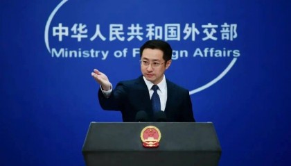 特朗普称愿意对中印大幅加征关税,外交部回应