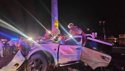 泰国女护士下班偶遇车祸,停车救人,看清脸后崩溃:重伤司机是来接她的男友