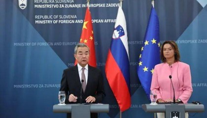 王毅表态:中方不参与、不策划战争