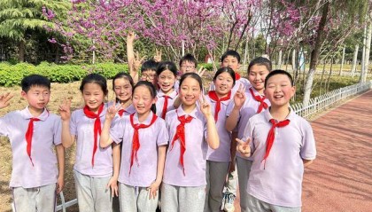 郑州市树人外国语学校附属小学开展自然教育实践活动