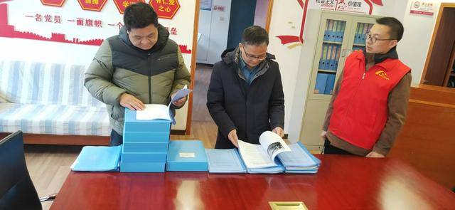 郑州市扶轮外国语学校迎接春季校园安全大检查
