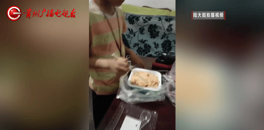 心酸!12岁男孩“独居”贵阳一安置房内,父亲回应:迫于无奈,因为……